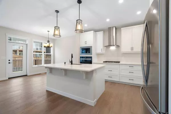 275 Rivercrest WAY, Cochrane, AB T4C3E9