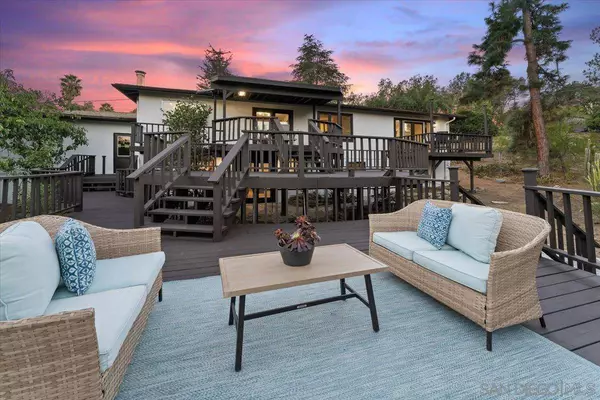 1155 Lita Ln, Vista, CA 92084