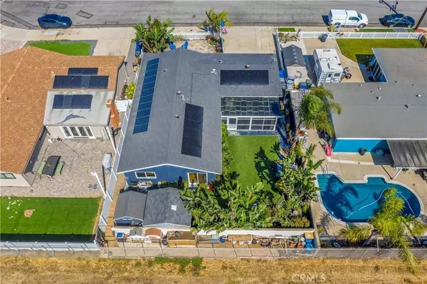 735 Iris AVE, Imperial Beach, CA 91932