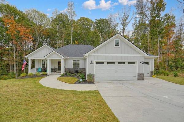 42 Weatherbrooke LN, Dallas, GA 30157