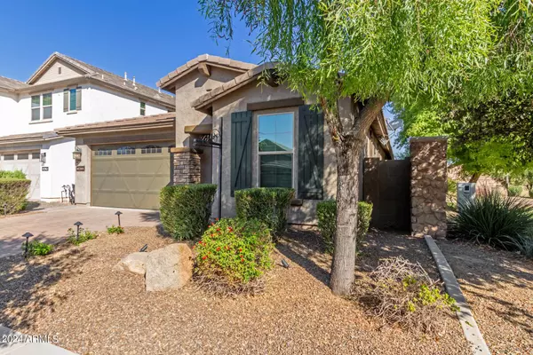 3432 E STRAWBERRY Drive, Gilbert, AZ 85298