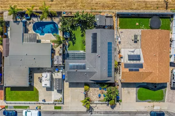 735 Iris AVE, Imperial Beach, CA 91932