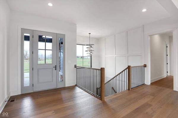 5035 Abington WAY, Zionsville, IN 46077