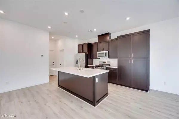 2663 Kindswood Street, Henderson, NV 89044