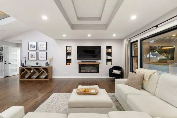 222 Wille Avenue, Wheeling, IL 60090