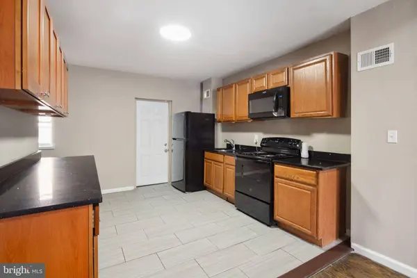 3735 ASPEN ST, Philadelphia, PA 19104