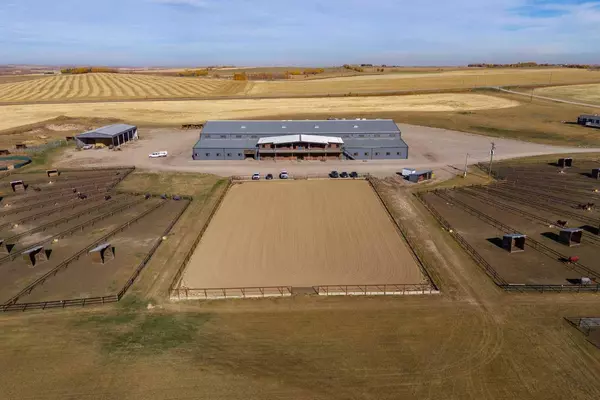 3245 Township Road 292, Rural Mountain View County, AB T0M 1L0