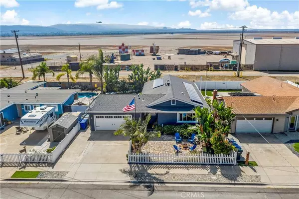 735 Iris AVE, Imperial Beach, CA 91932