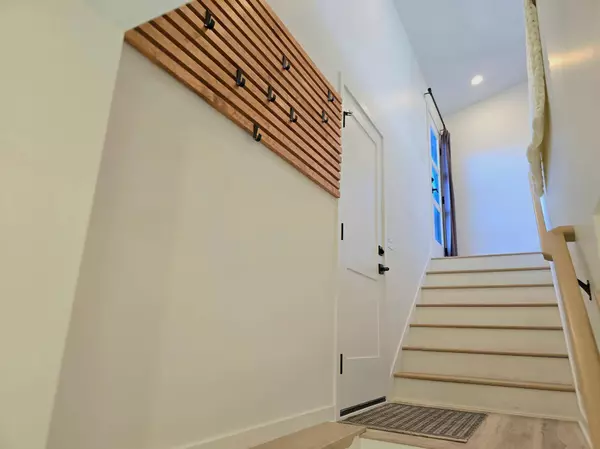 6017 Sandstone ST NW #100, Rochester, MN 55901