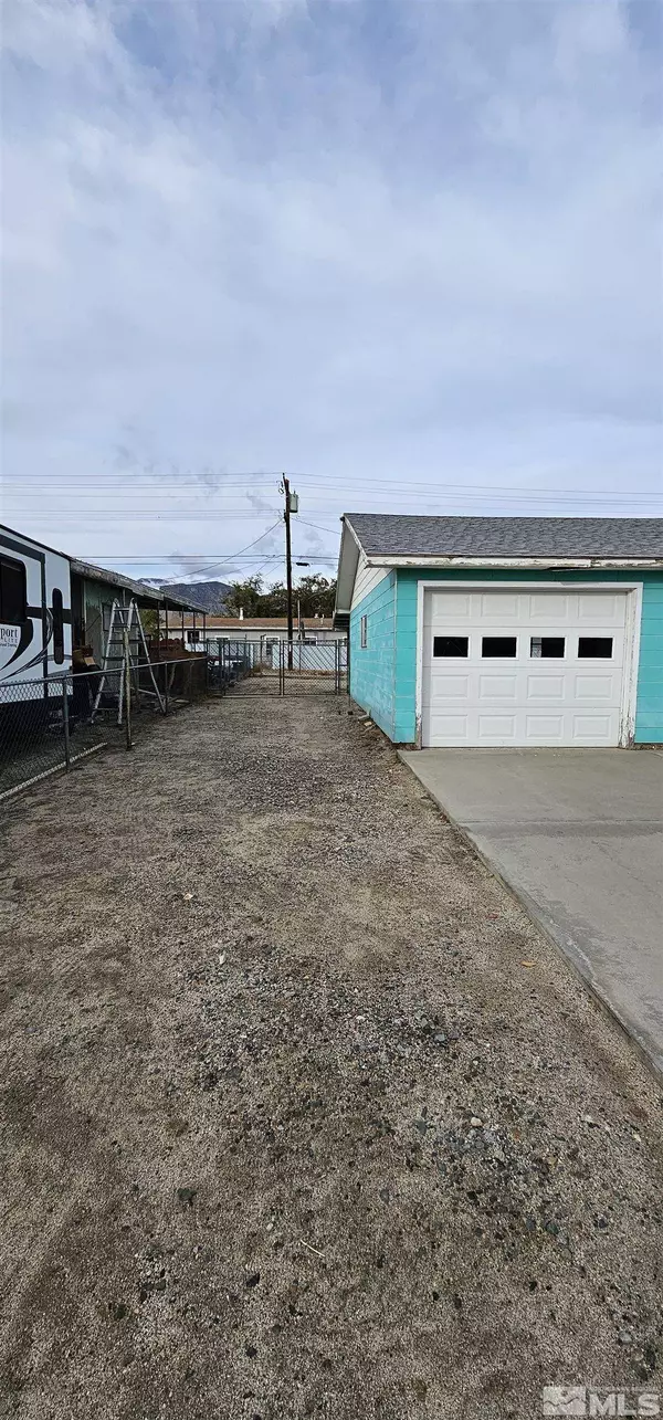 859 K st., Hawthorne, NV 89415