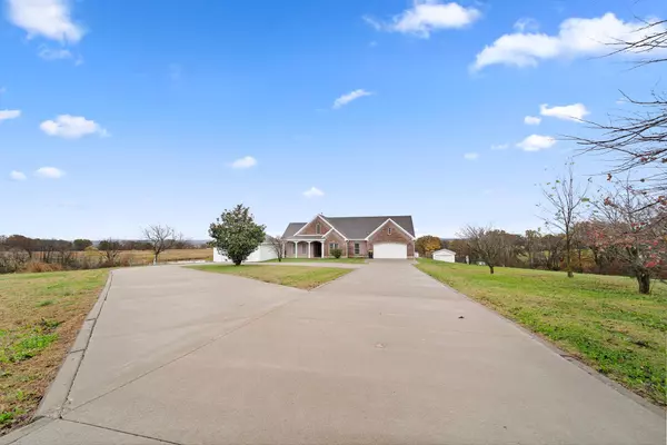 5310 Tebbetts View Drive, Tebbetts, MO 65080