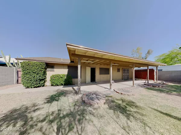 19038 N 2ND Avenue, Phoenix, AZ 85027