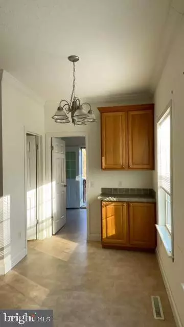 17420 TEAGUES POINT RD, Hughesville, MD 20637