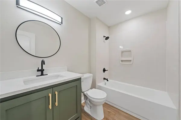 205 Rachael RD, Mcgregor, TX 76657