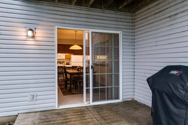 1111 Stonewood Crossing, Sun Prairie, WI 53590