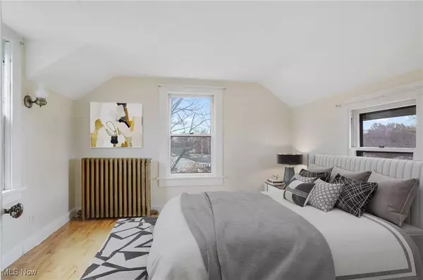 729 Fairfield School RD, Columbiana, OH 44408