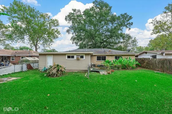 1307 Patricia Drive, Bossier City, LA 71112