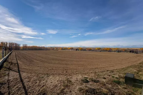 3245 Township Road 292, Rural Mountain View County, AB T0M 1L0