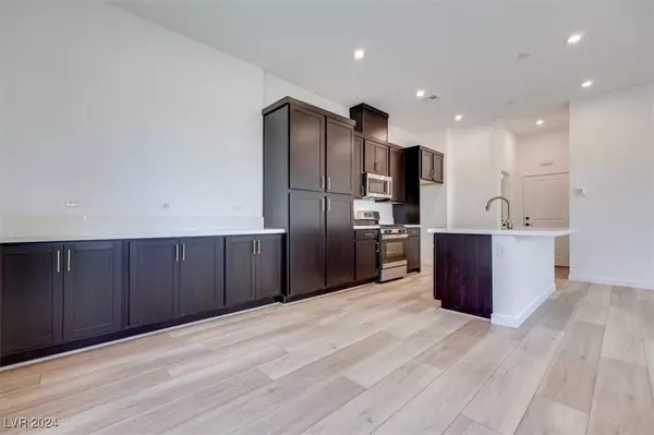 2667 Kindswood Street, Henderson, NV 89044