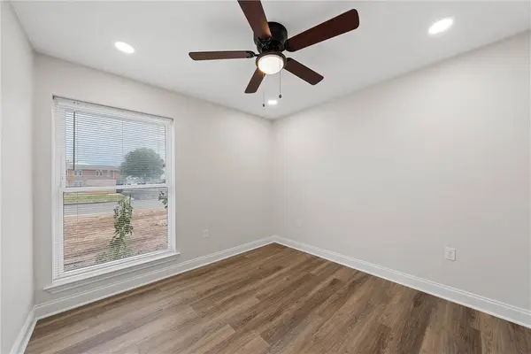 205 Rachael RD, Mcgregor, TX 76657