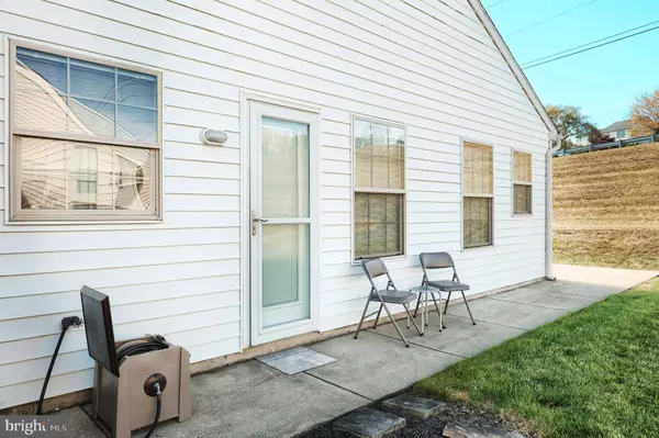 683 HAYLEY RD, York, PA 17404