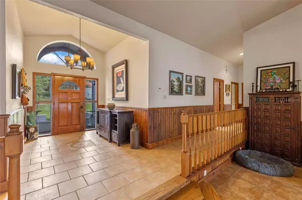 2982 LAKE WOODWARD DR, Eustis, FL 32726