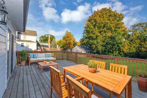 12108 Main ST, Huntley, IL 60142