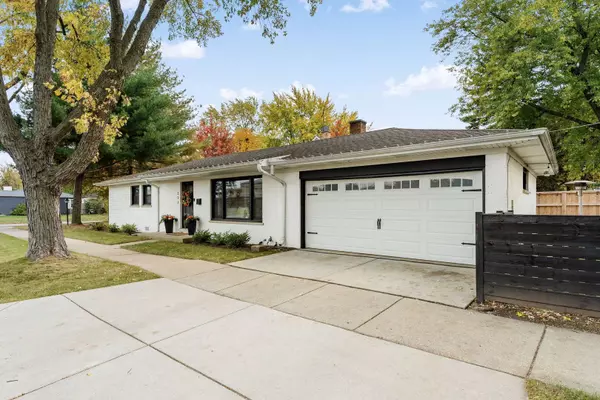 222 Wille Avenue, Wheeling, IL 60090