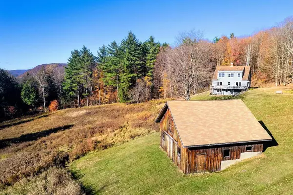 605 Pike's Peak RD, Weathersfield, VT 05151