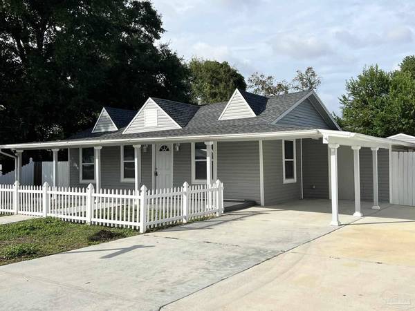 2020 W Hernandez St, Pensacola, FL 32501