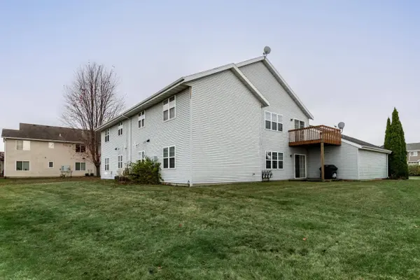 1111 Stonewood Crossing, Sun Prairie, WI 53590