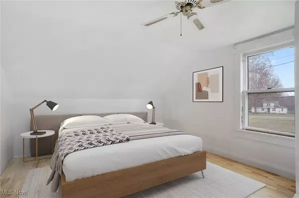 729 Fairfield School RD, Columbiana, OH 44408