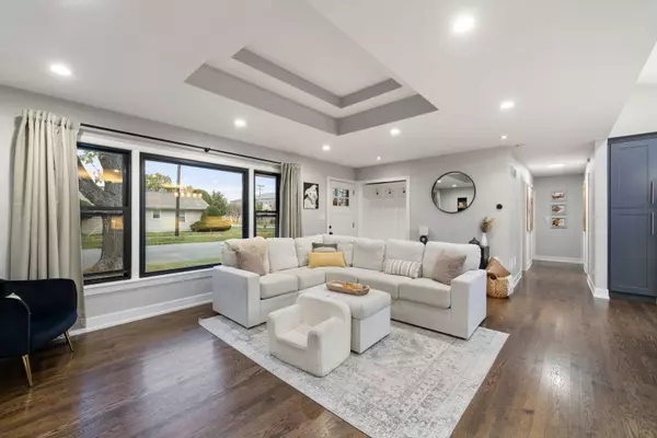 222 Wille Avenue, Wheeling, IL 60090