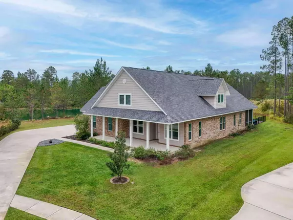 320 Gulf Pines Court, Freeport, FL 32439