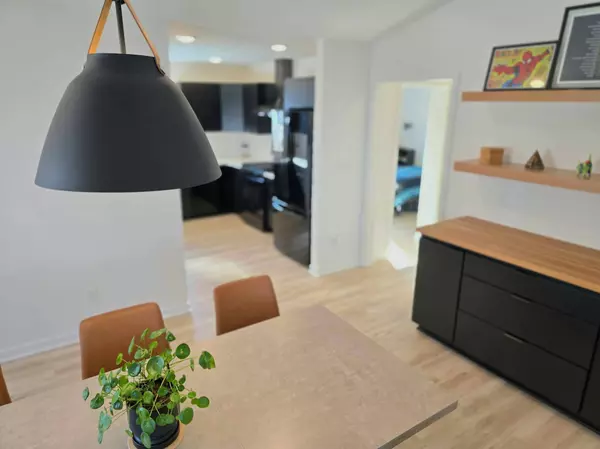 6017 Sandstone ST NW #100, Rochester, MN 55901