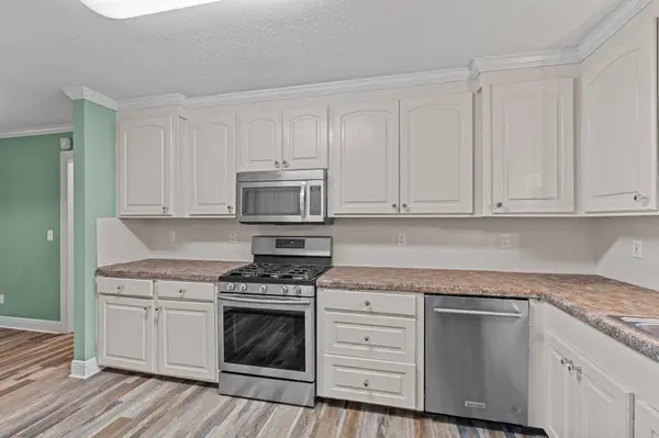 2 Pecanwood Dr., Petal, MS 39465