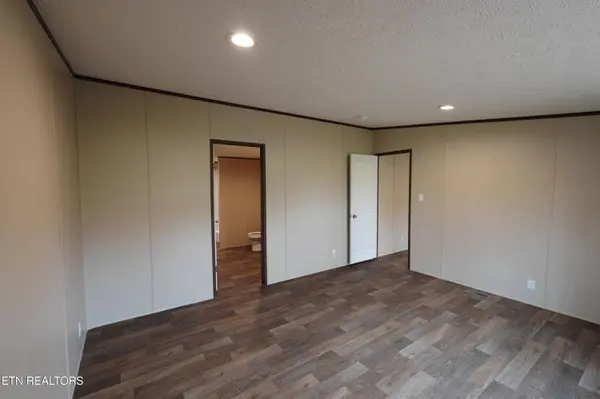 196 Benedict Ave, Oak Ridge, TN 37830