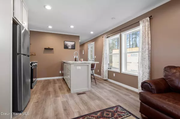 2011 W Caroline Dr, Rathdrum, ID 83858