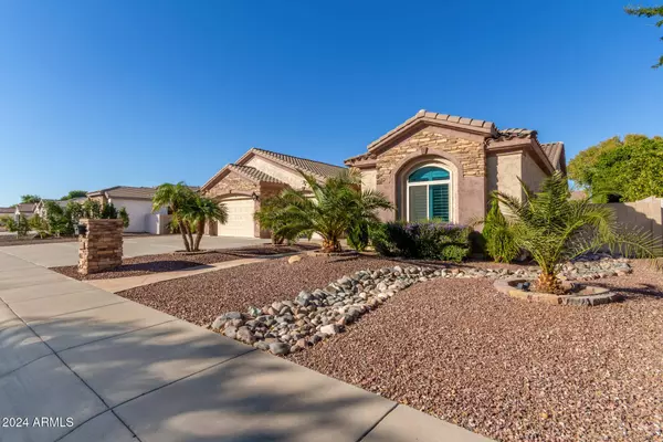 8042 W ELECTRA Lane, Peoria, AZ 85383