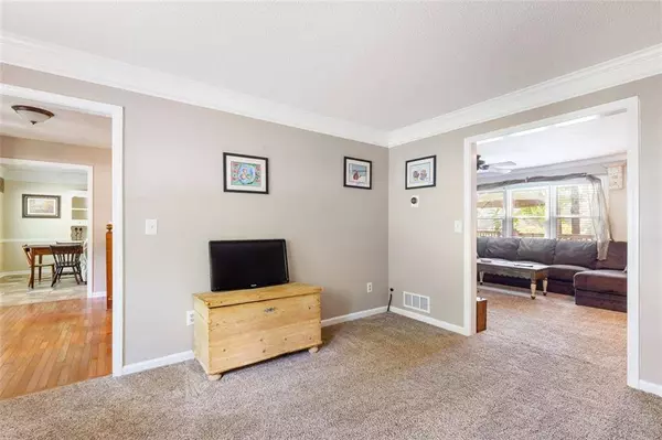 544 LAKEVIEW LN, Hiram, GA 30141