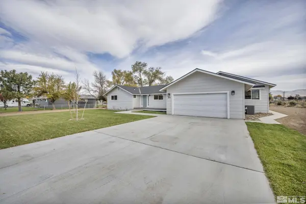 921 Dean Dr, Gardnerville, NV 89460