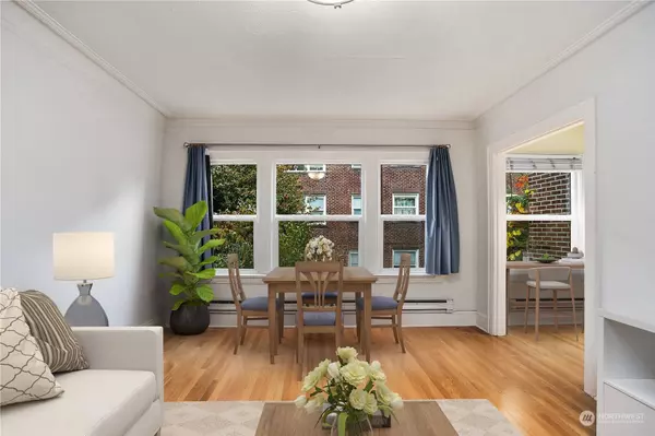 1136 13th AVE #104, Seattle, WA 98122