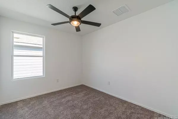 7711 Chancery Gate, San Antonio, TX 78253