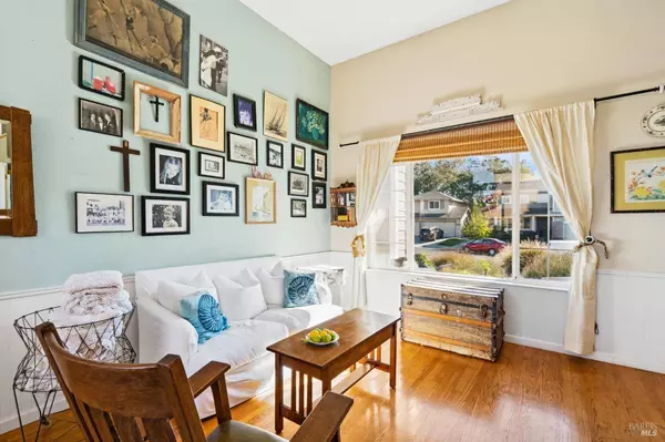 531 Poplar WAY, Windsor, CA 95492