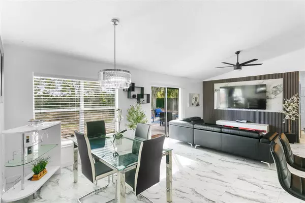 15648 CARRIAGE HILL CT, Clermont, FL 34711