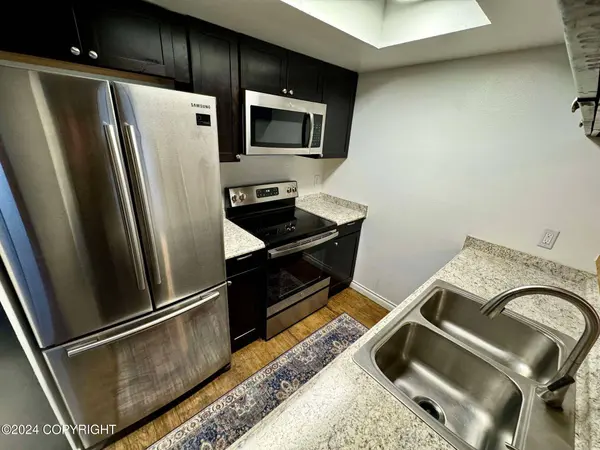 9620 Morningside LOOP A-09, Anchorage, AK 99515