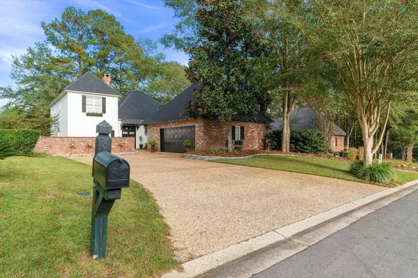 8 Bellerose Rd., Hattiesburg, MS 39402