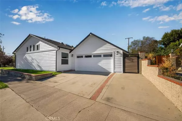 3181 Bostonian DR, Los Alamitos, CA 90720