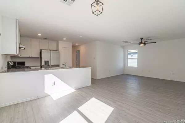 7711 Chancery Gate, San Antonio, TX 78253