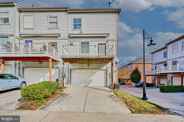 3515 BALMAR MEWS RD, Baltimore, MD 21211